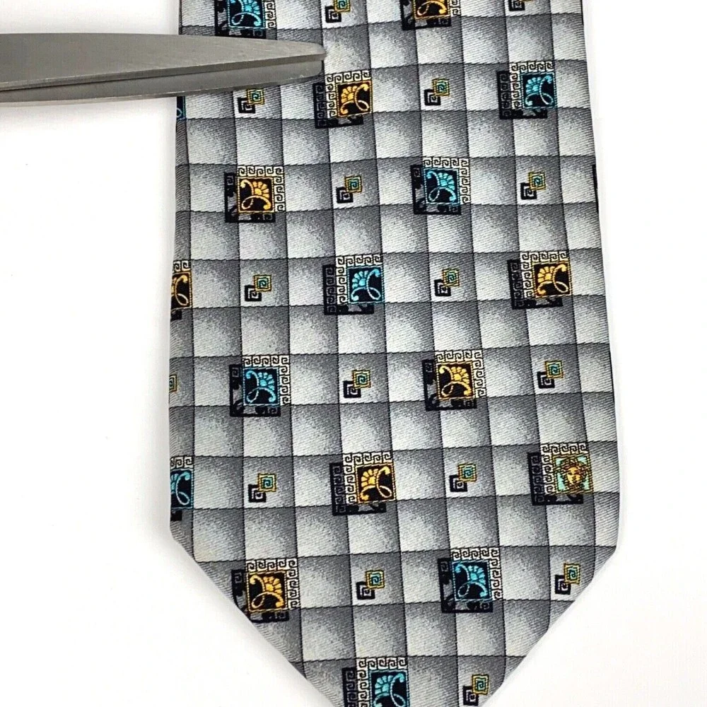 GIANNI VERSACE Vintage 90s Tie Baroque Flower Medusa Grey Squares Plaid Necktie - Picture 9 of 12
